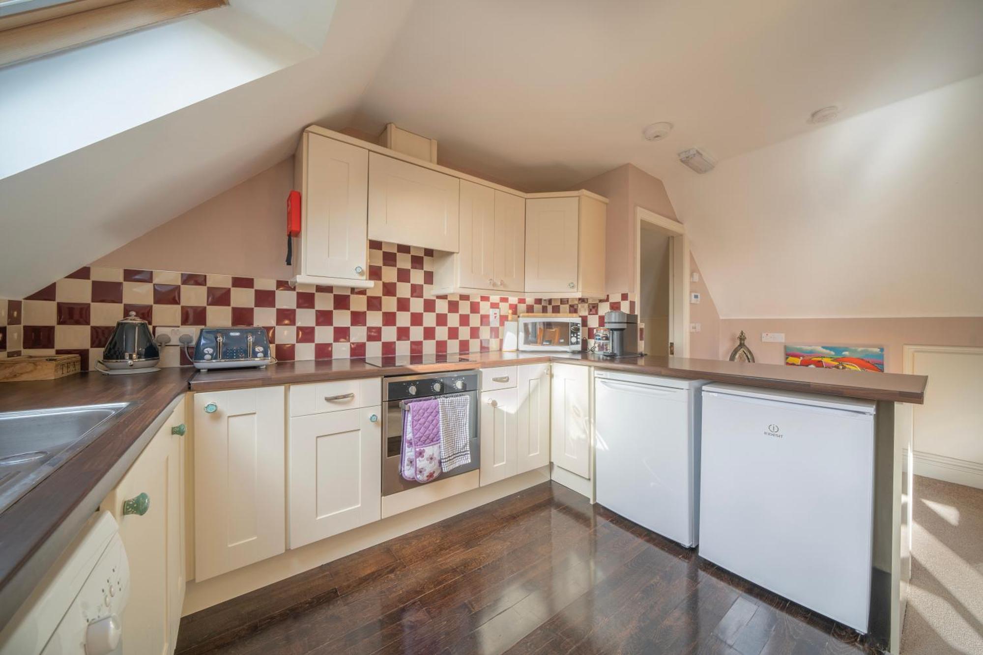 The Bird House - Coastal Lodge In Lovely Forest Setting Nr. Kinsale Κορκ Εξωτερικό φωτογραφία